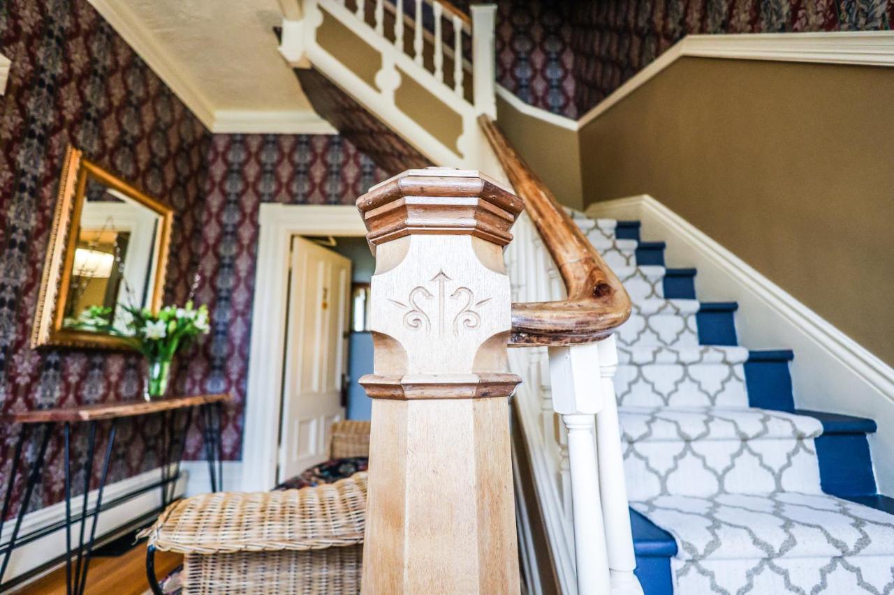 The Lunenburg Inn מראה חיצוני תמונה